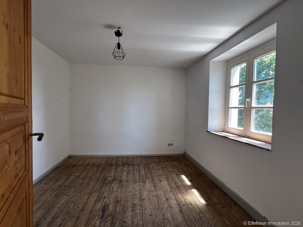 Schlafzimmer 2 OG (Nr.13)