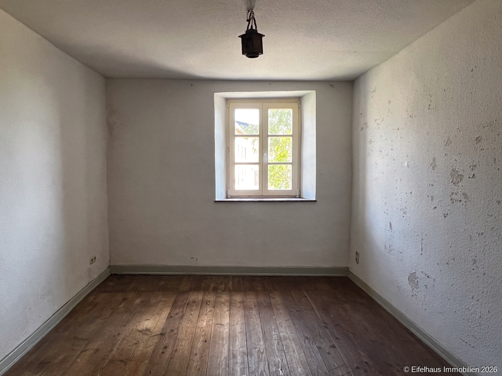 Schlafzimmer 3 OG (Nr 13)