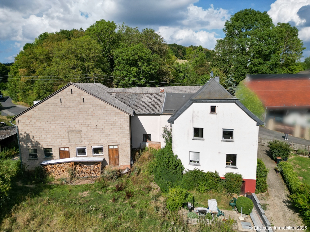  Wohnhaus mit Wirtschaftsteil