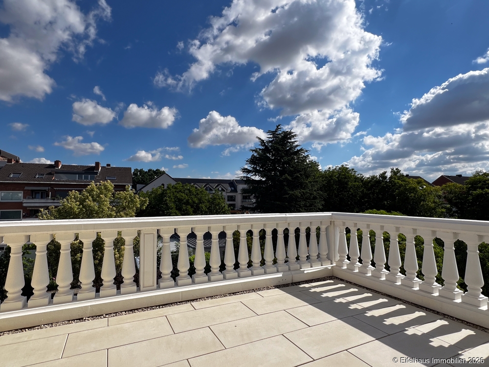  Sonnenbalkon