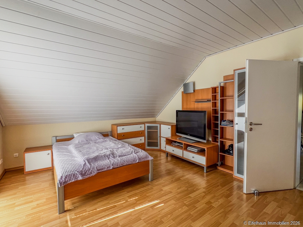 Schlafzimmer 2