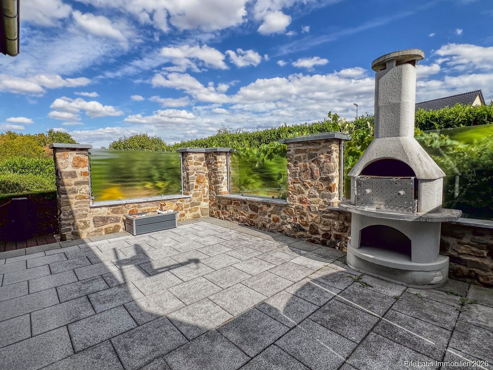 Terrasse mit Grill 