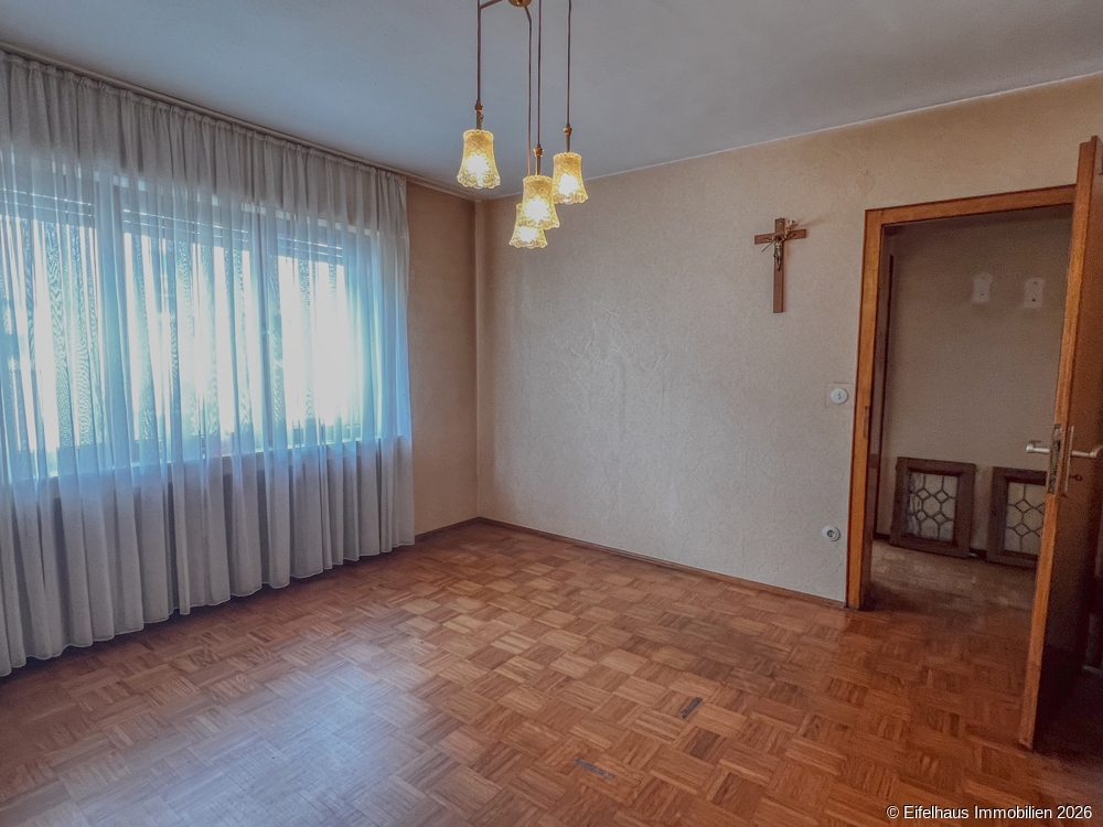 Elternschlafzimmer Wohnung EG