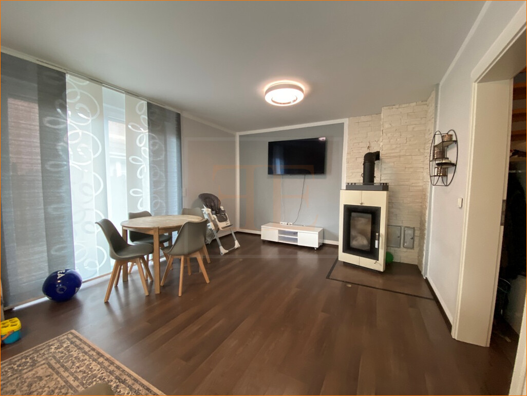 Wohnzimmer mit Kaminofen