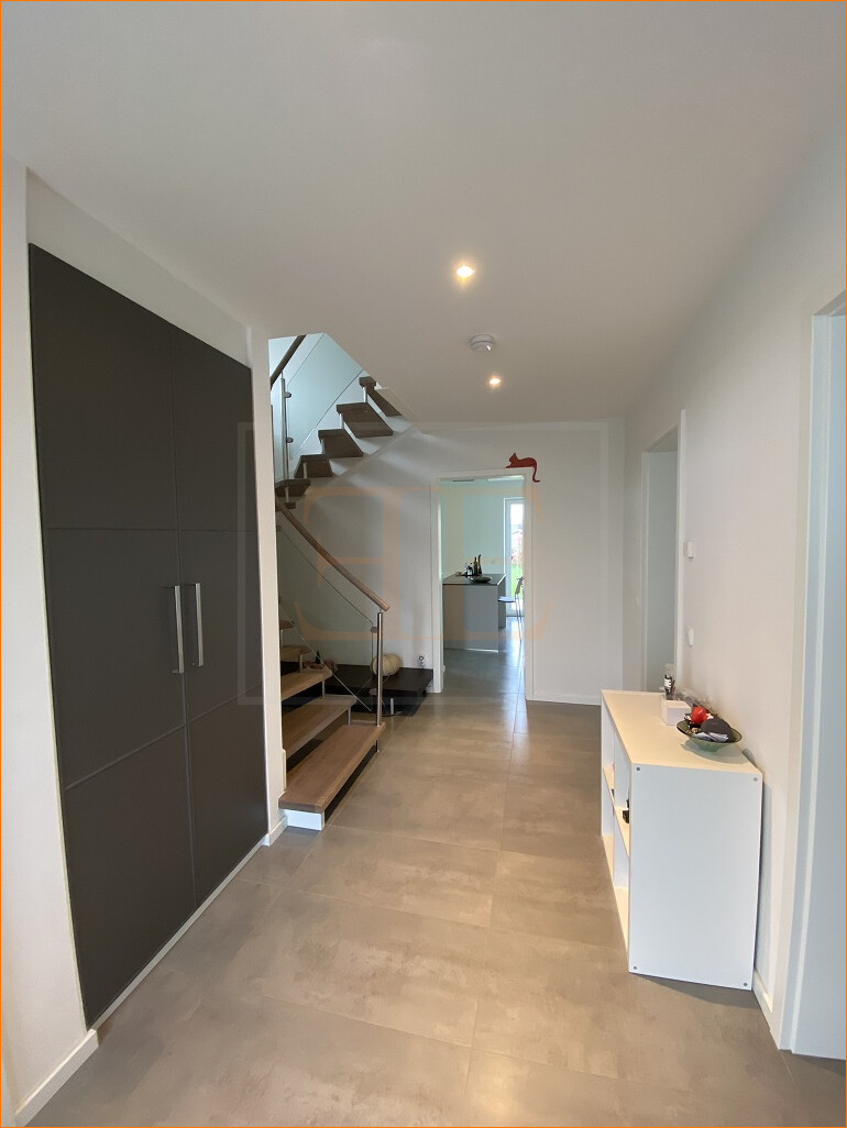 Eingangsbereich mit Einbauschrank 
