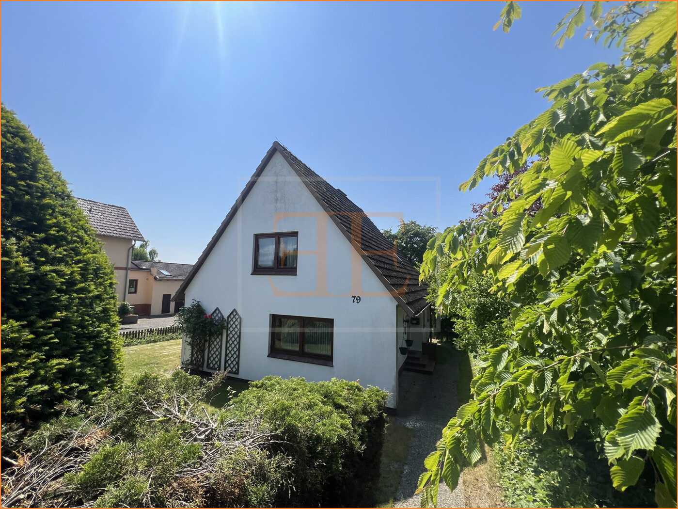 Straßenansicht