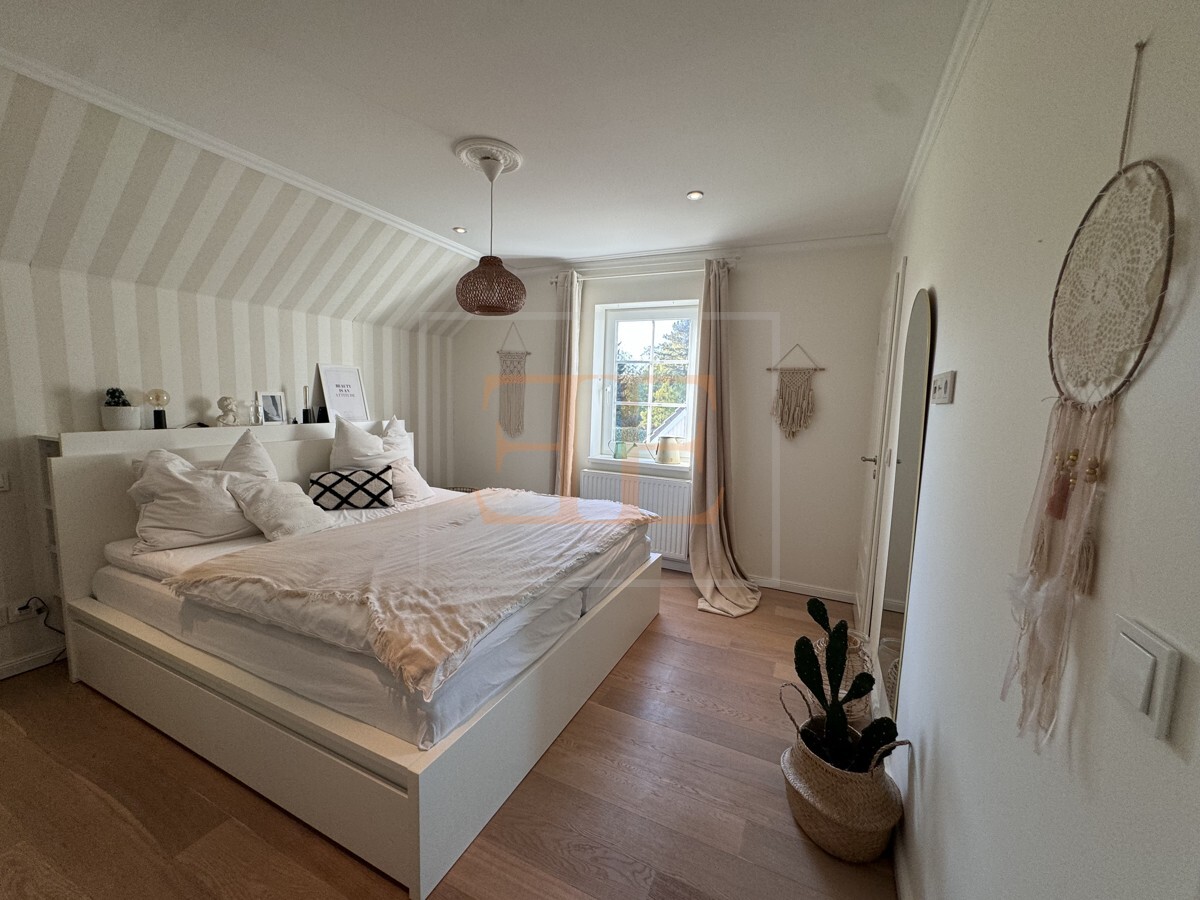 Schlafzimmer OG