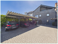 Ostansicht vom Parkplatz