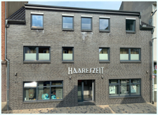 0620 Hausansicht Strasse