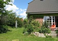 0283-im-Garten