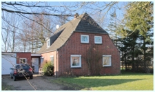 0537 Hausansicht Auffahrt