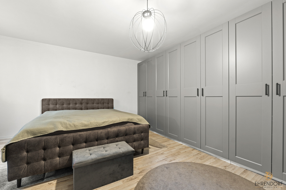 Schlafzimmer Reihenhaus (2A)