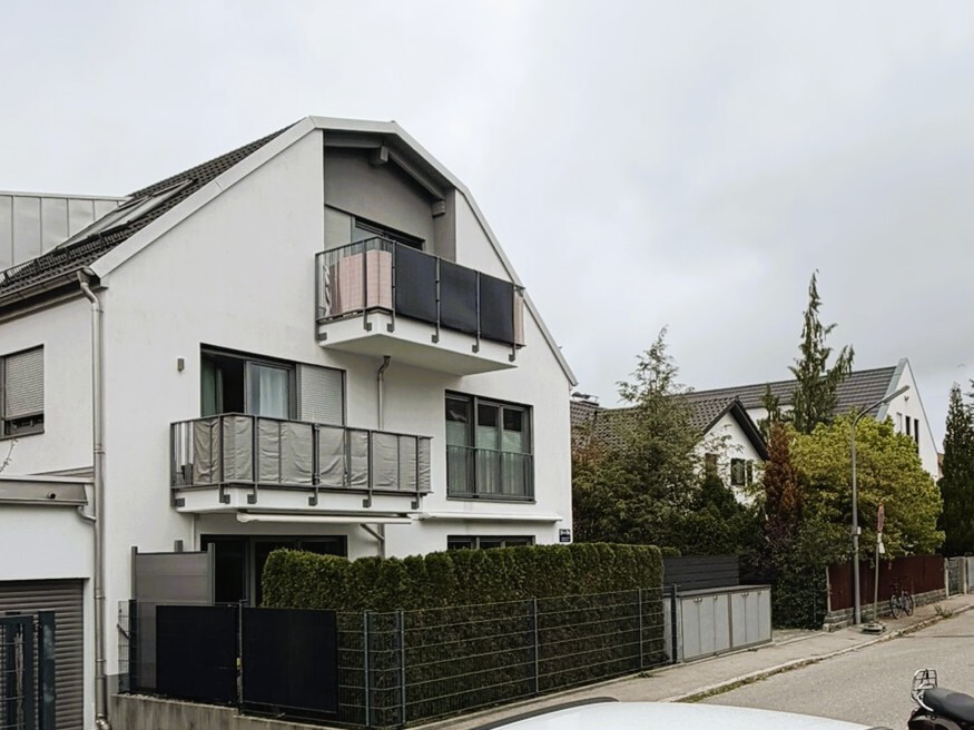 Bebauung an der Westseite