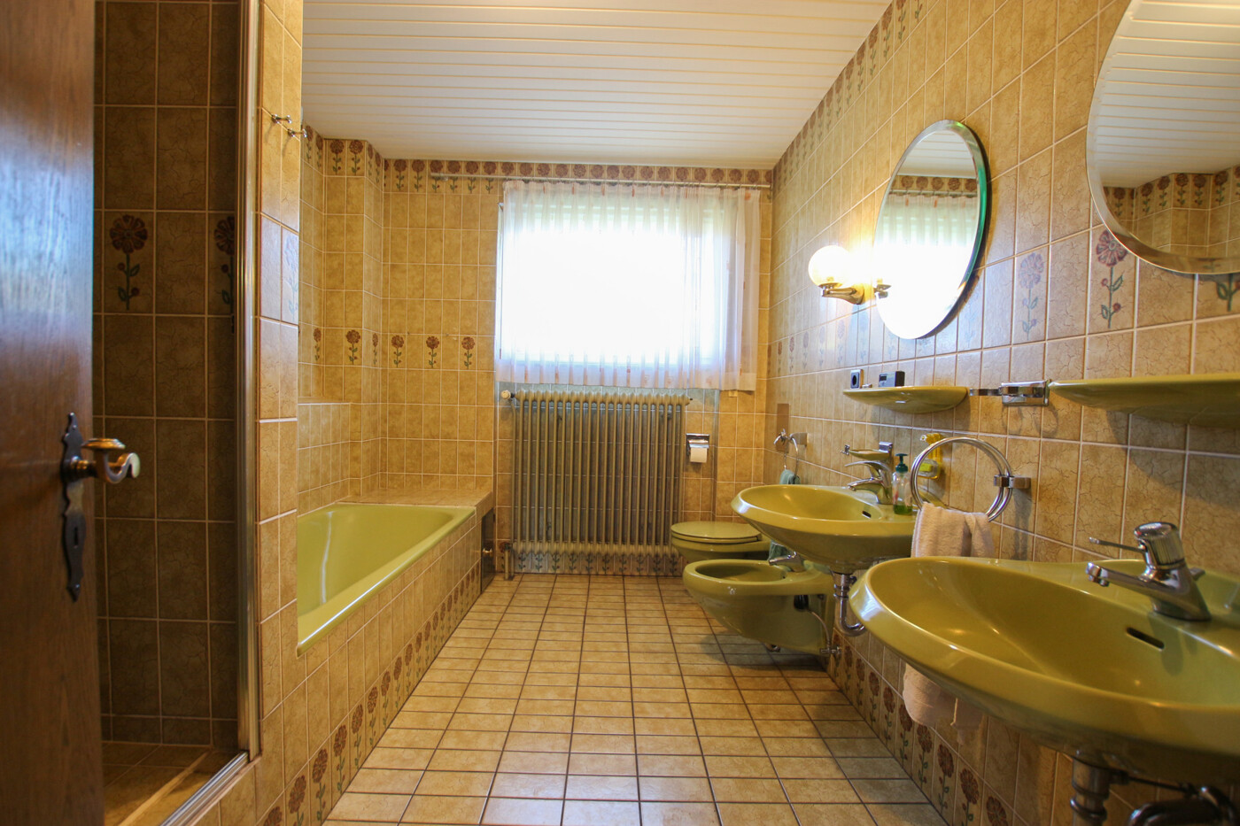 Badezimmer EG