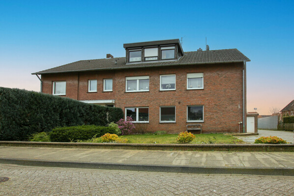Straßenansicht