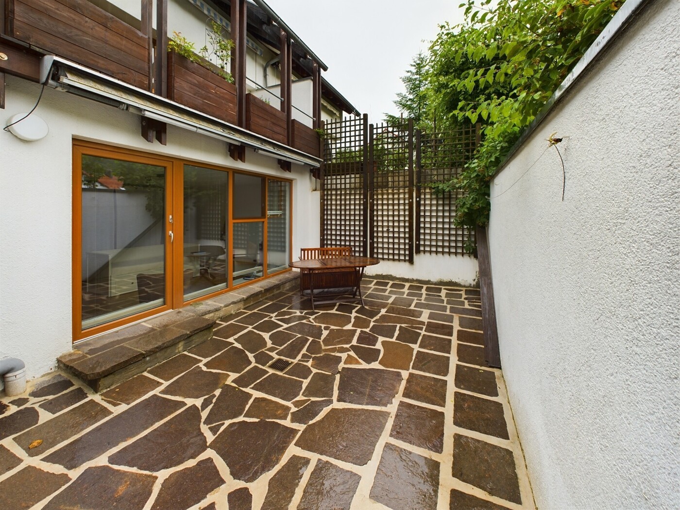 Haus 24 - UG Terrasse