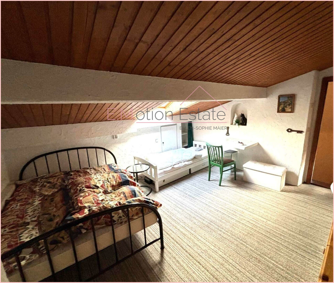 Zimmer in der Mansarde