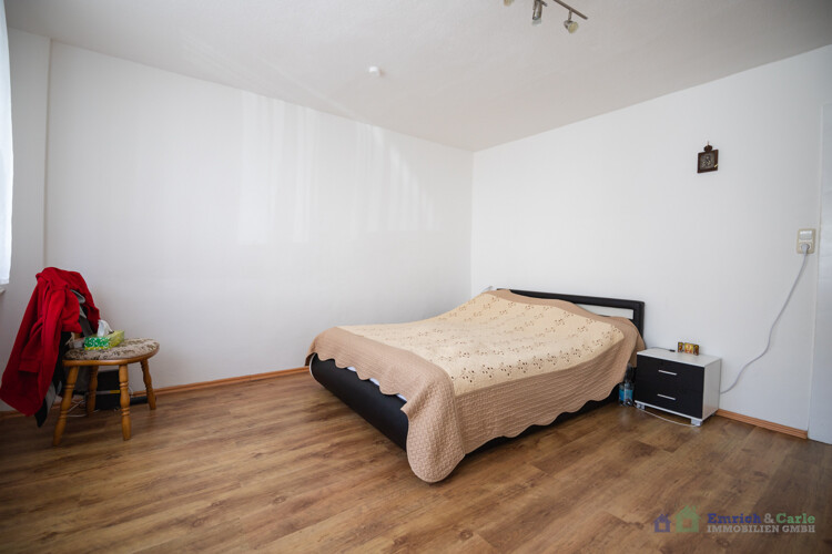 EG rechts: Schlafzimmer