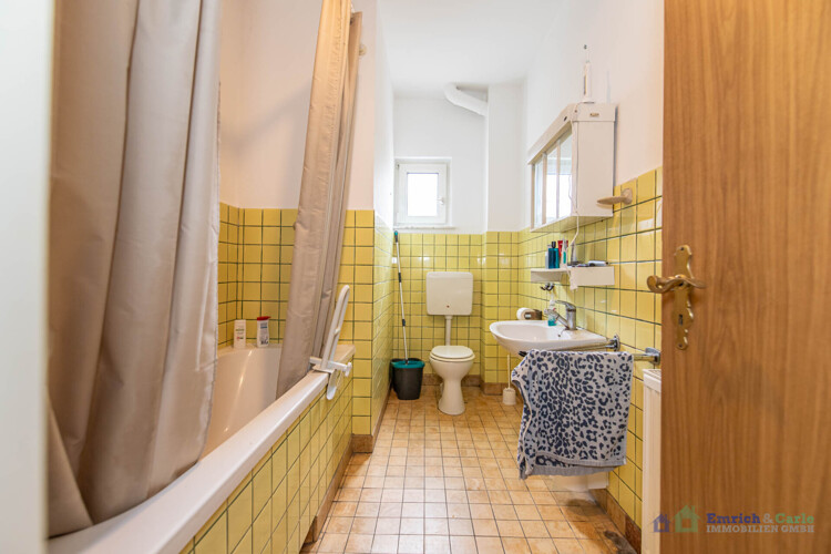 EG: Badezimmer