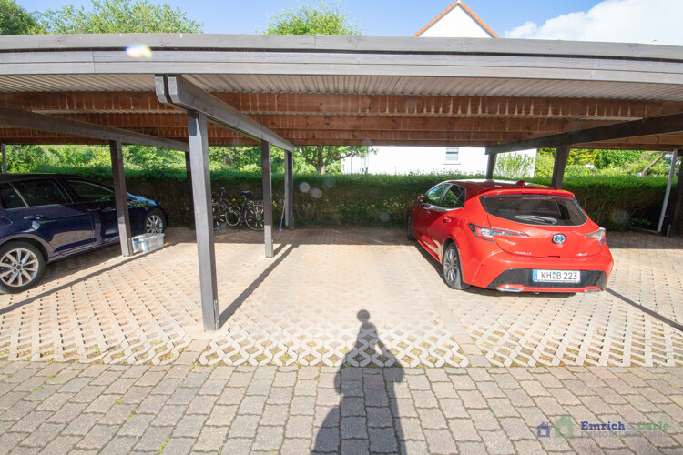 Stellplatz (Carport)
