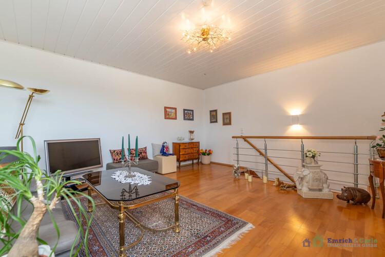 Hauptgebäude OG Wohnzimmer