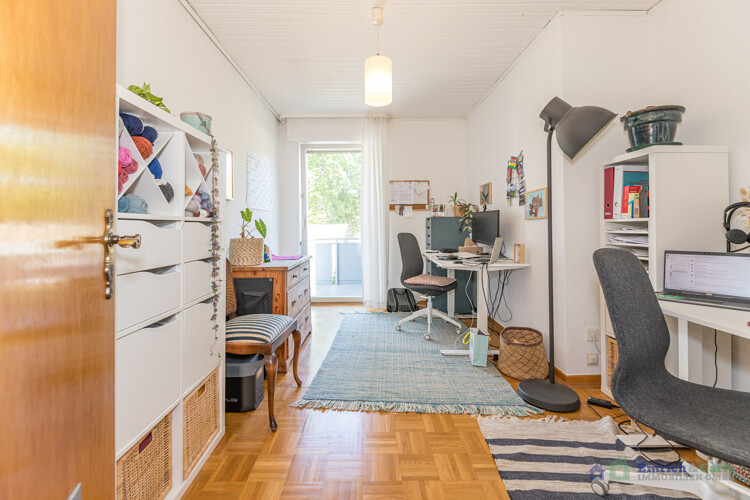 Kinderzimmer / Büro