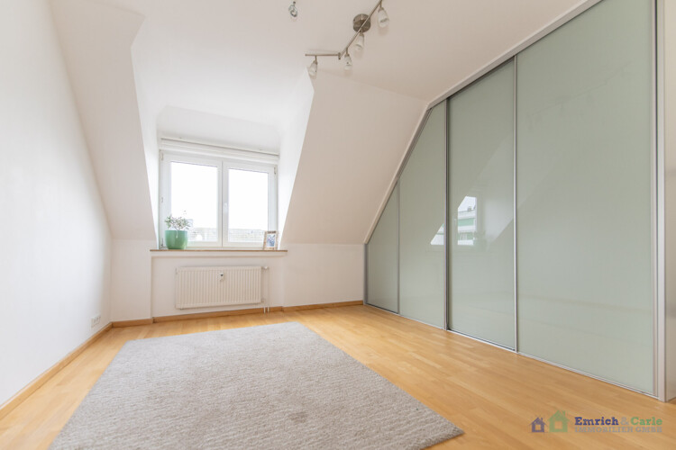 2.OG: Schlafzimmer