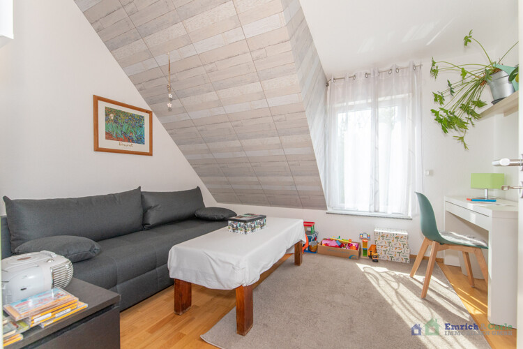 Elternschlafzimmer DG