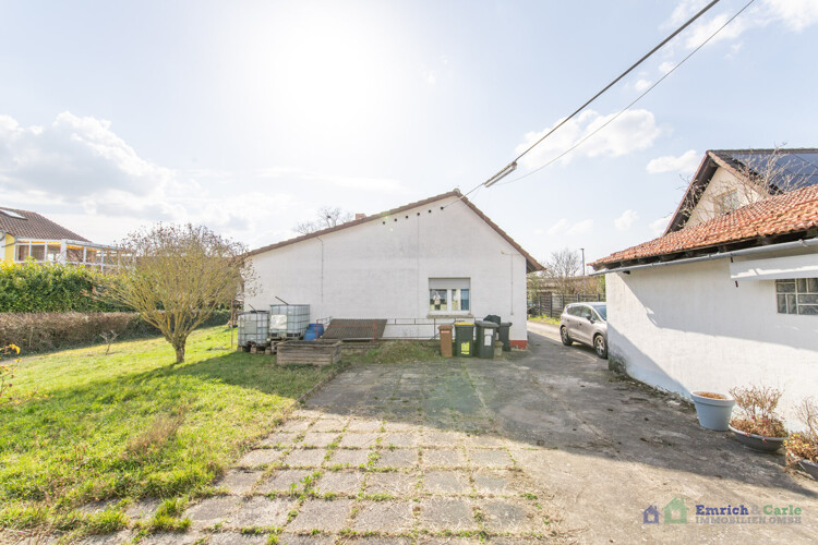 Hausansicht/Garten