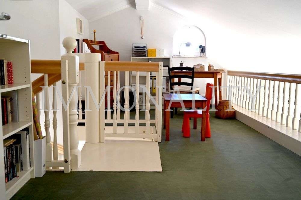 Treppenaufgang Mezzanine