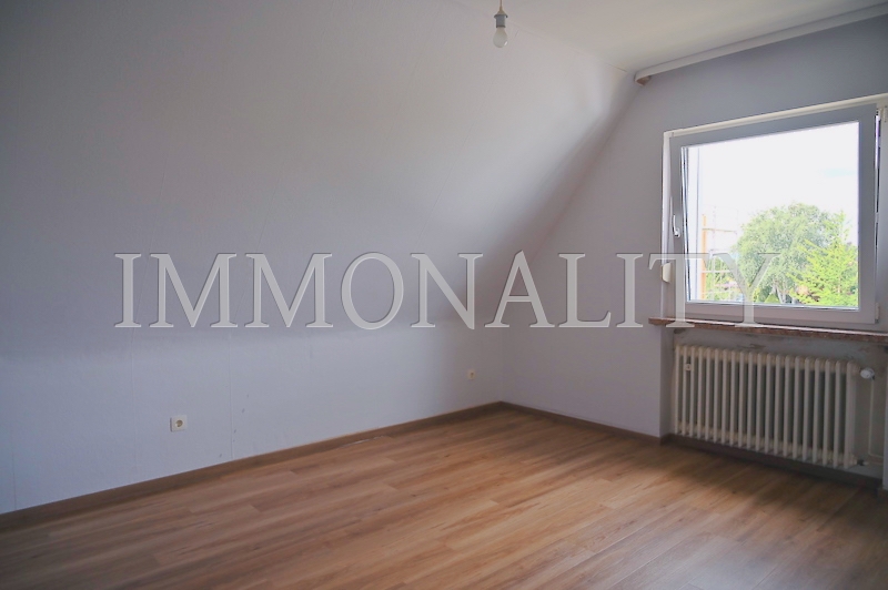 Schlafzimmer OG Fenster
