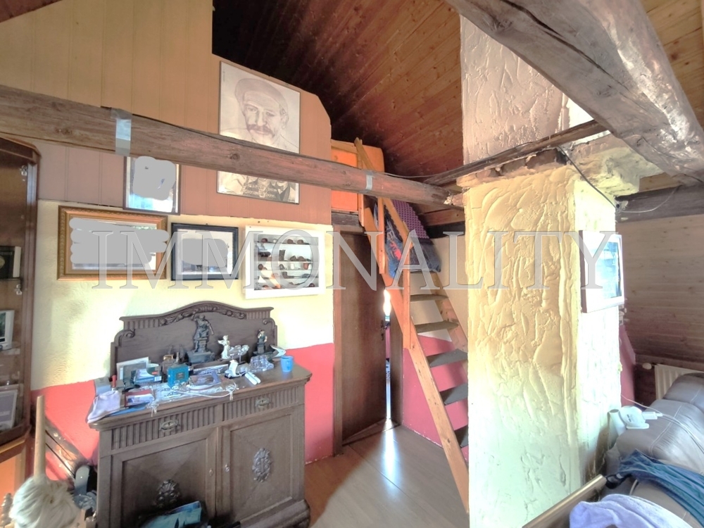 Whg1 DG Treppenaufgang Kammer