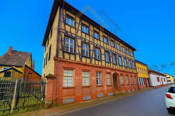 Zugang zum Garten links