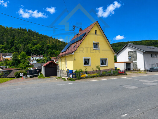 Haus mit Garage