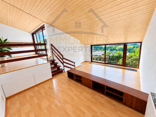 Hohe Decken = Empore + Wohnzimmer + Küche