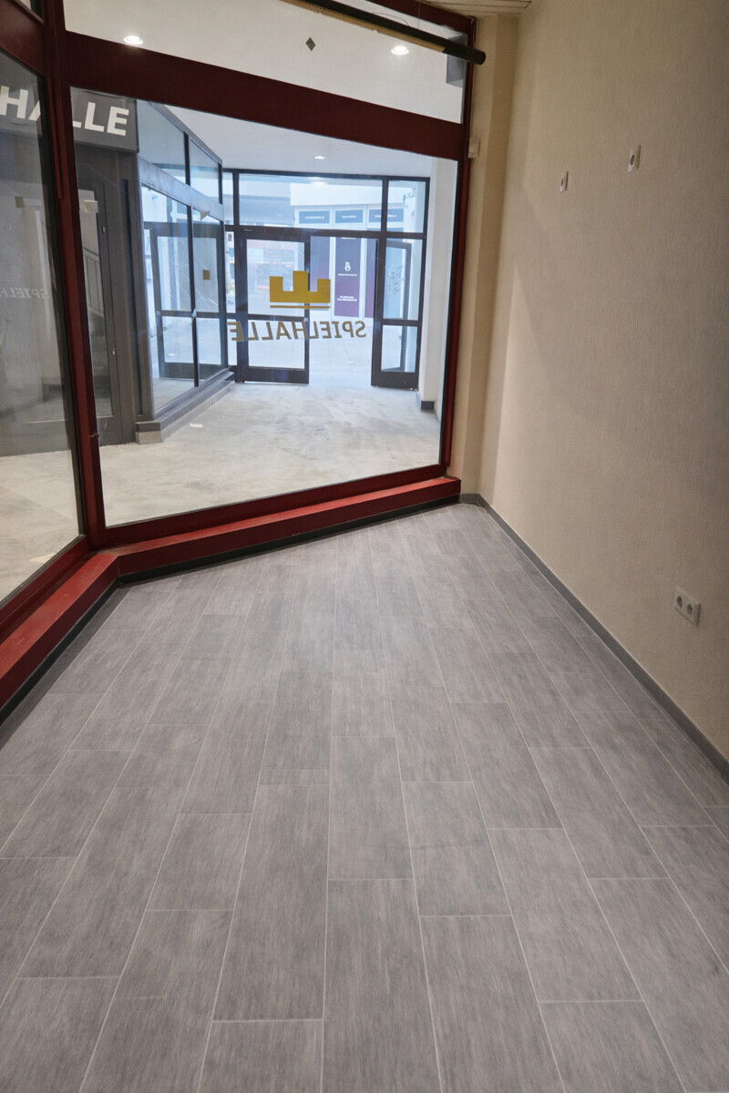 Vorraum Büro Bild 10