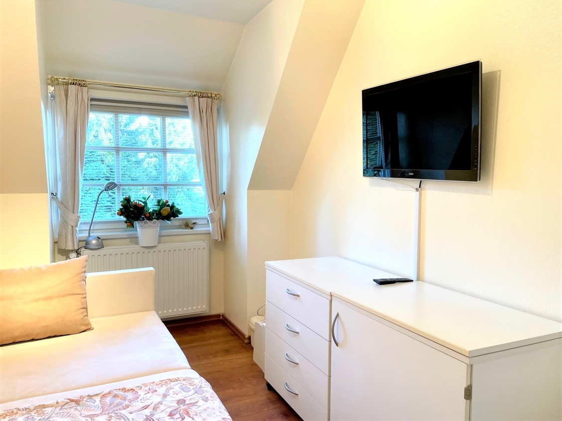 Für Liebhaber: Fachwerkhaus auf Traumgrundstück mit Baupotenzial – 44