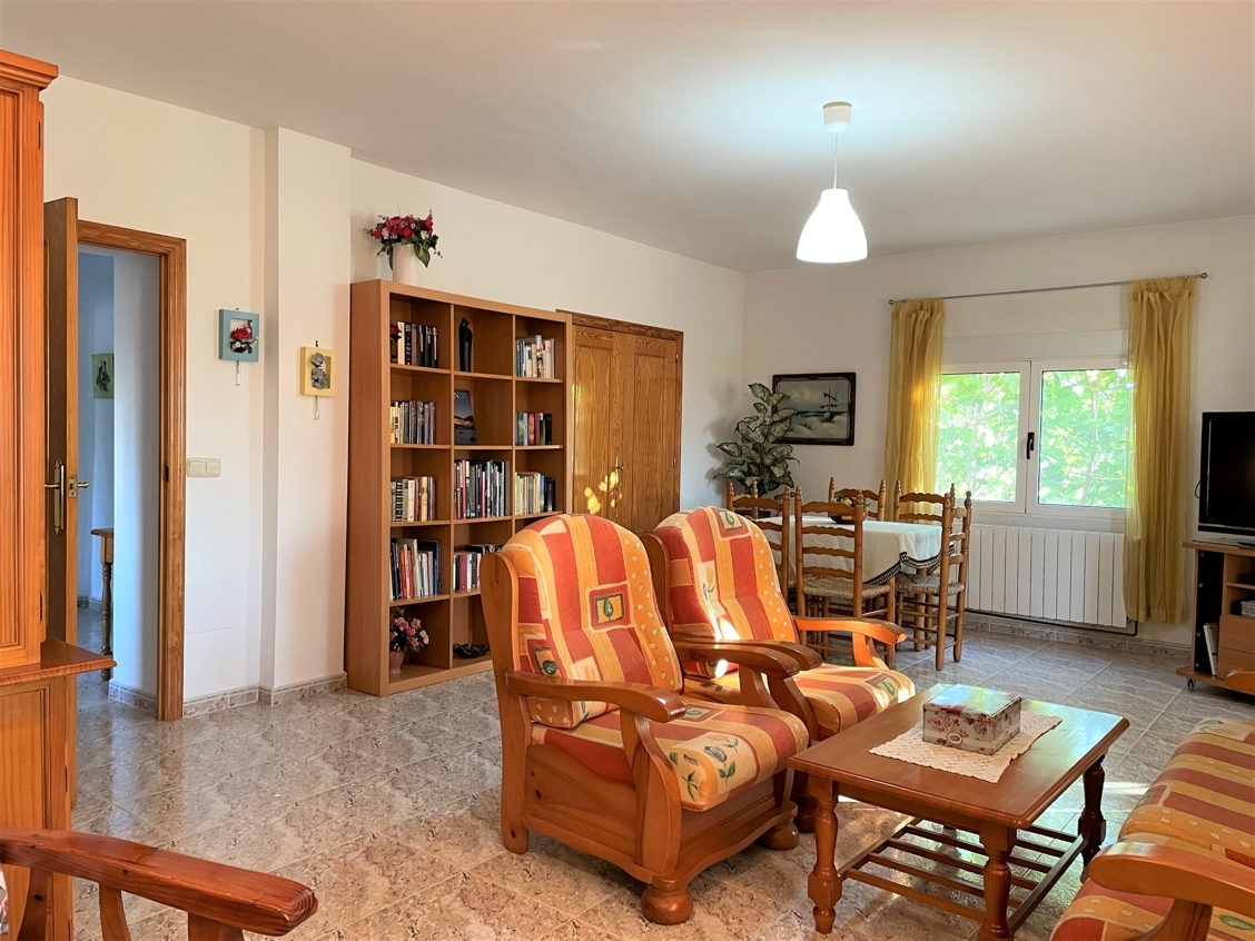 Villa mit 3 Einheiten und Pool – 17