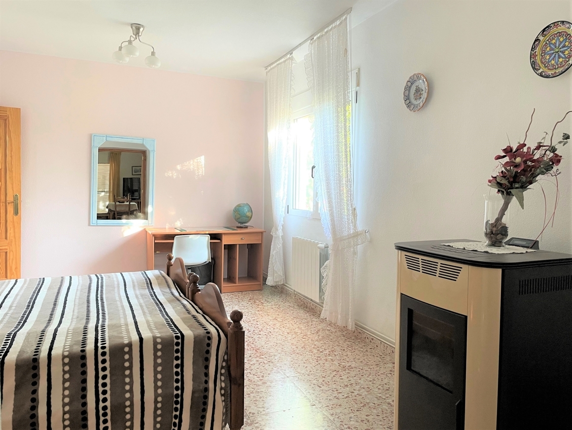 Villa mit 3 Einheiten und Pool – 27
