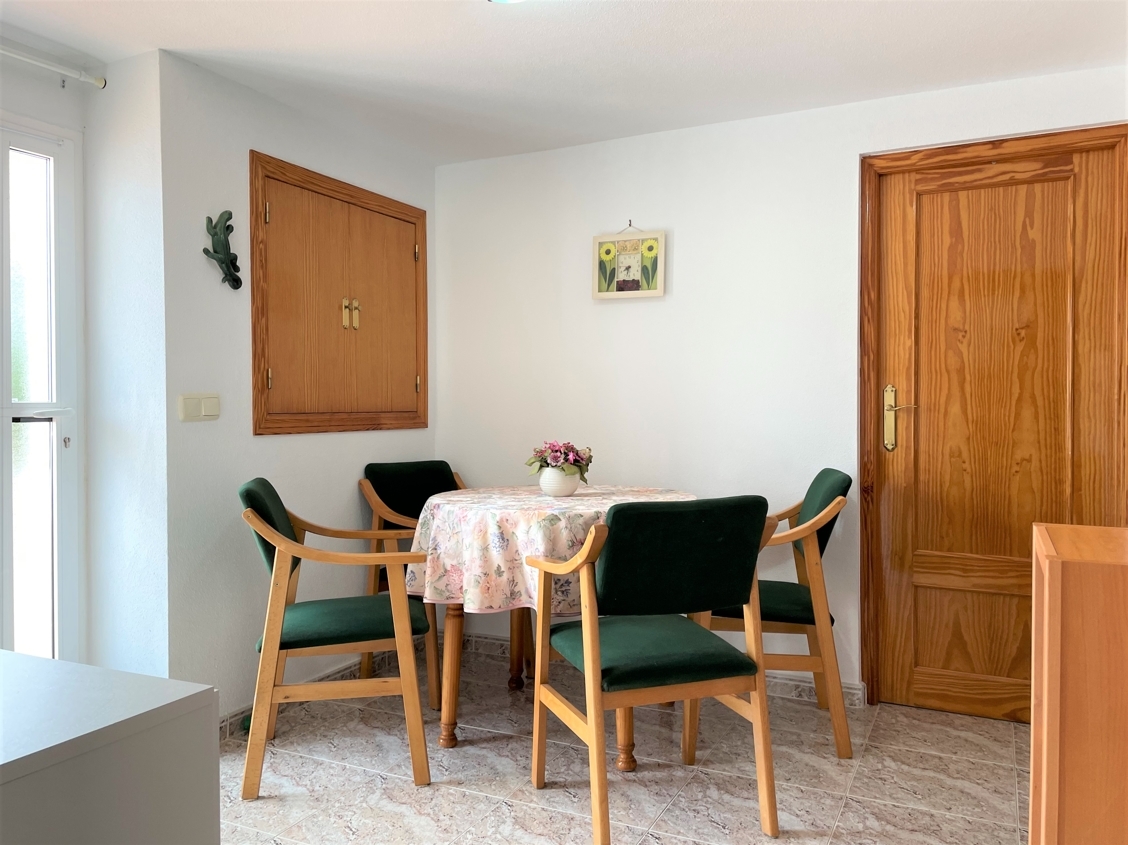 Villa mit 3 Einheiten und Pool – 43