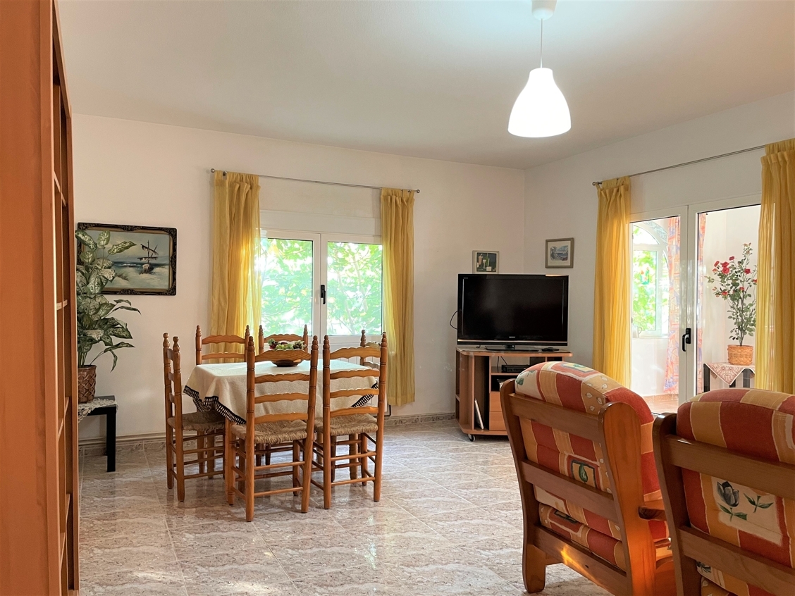 Villa mit 3 Einheiten und Pool – 18