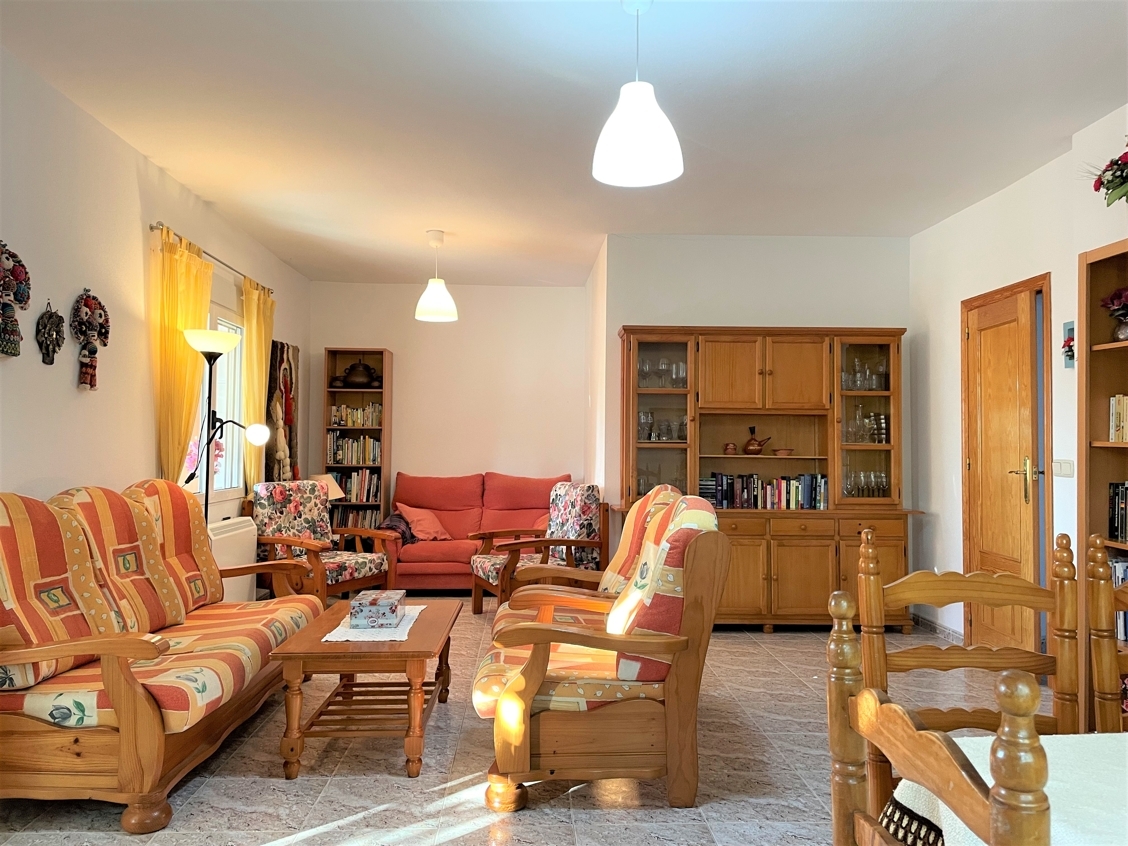 Villa mit 3 Einheiten und Pool – 20