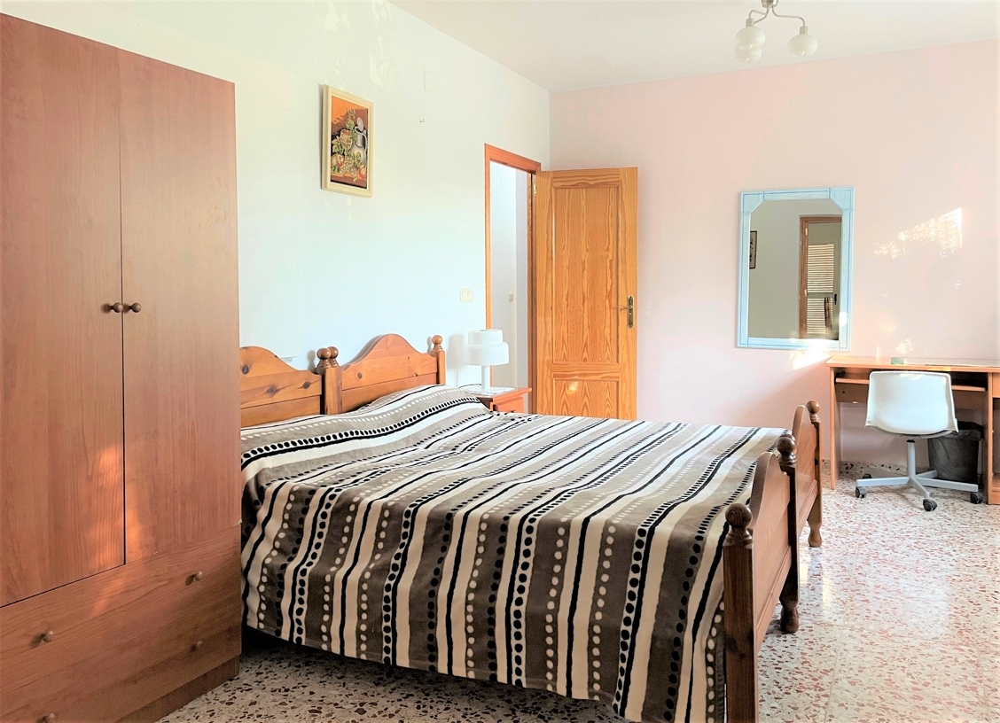 Villa mit 3 Einheiten und Pool – 26