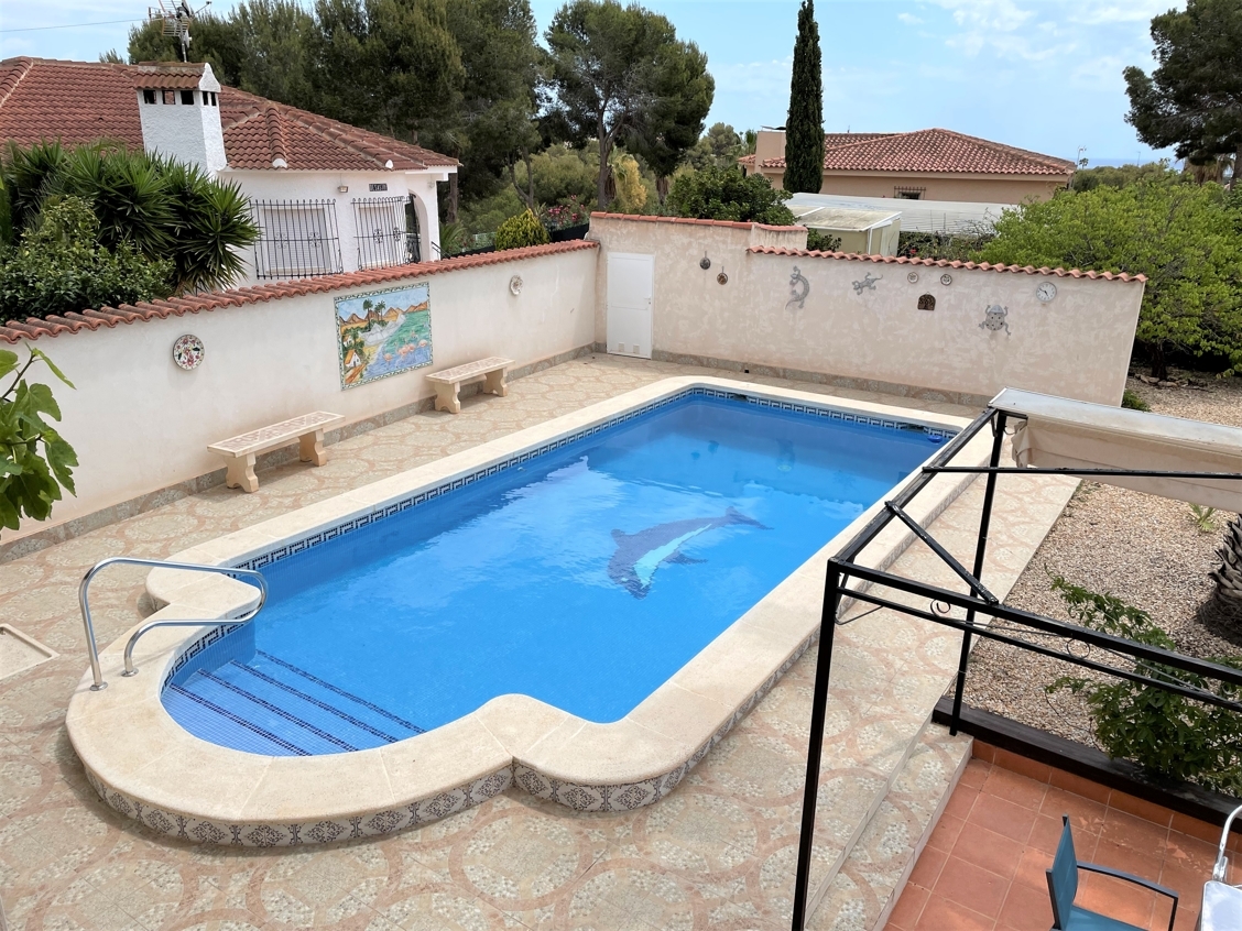 Villa mit 3 Einheiten und Pool – 11