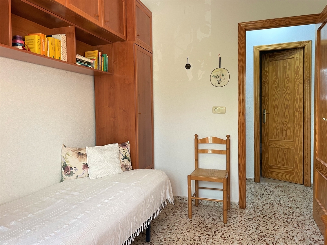 Villa mit 3 Einheiten und Pool – 34