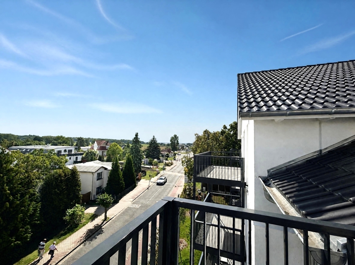 800 m zum Strand - Ferienwohnungen in Kölpinsee / Usedom – Blick vom Balkon Richtung Achterwasser