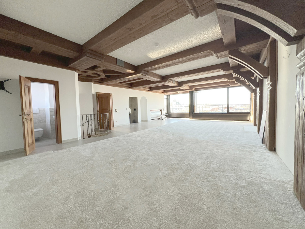 Schwimmbad Penthouse P5 (2)