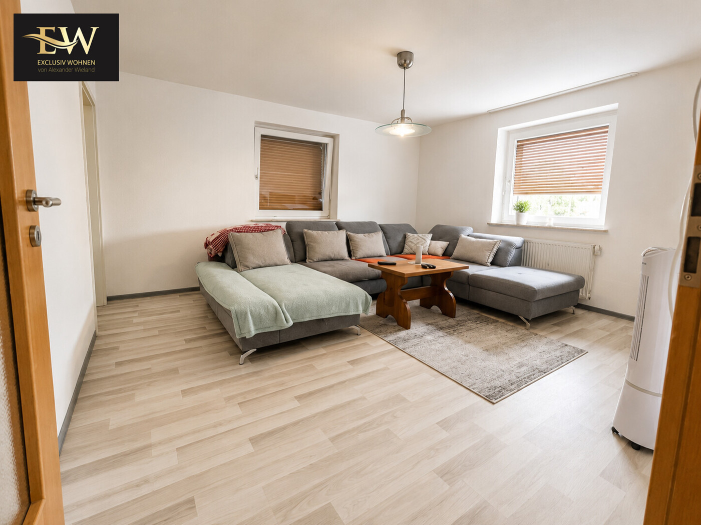 Wohnzimmer Wohnung EG