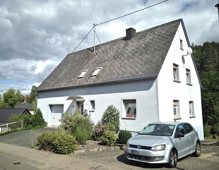 Ein-/Zweifamilienhaus