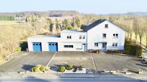 0BC37880-BE22-43EF-BA88-9741D6F90218_1_105_c